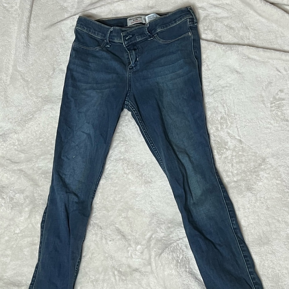 Abercrombie and fitch, dark blue, kids skinny jeans.